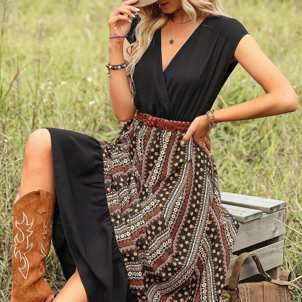 Boho Womens Floral & Geo Print Surplice Neck Ruffle Hem Dress - Picture 2 of 5